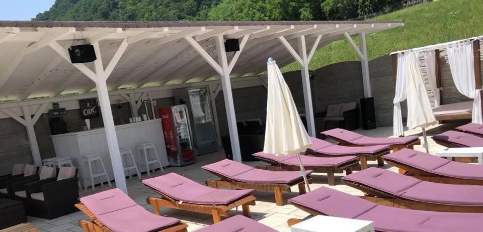 Pensiunea Deian-Clisura Dunarii Moldova Noua Extérieur photo