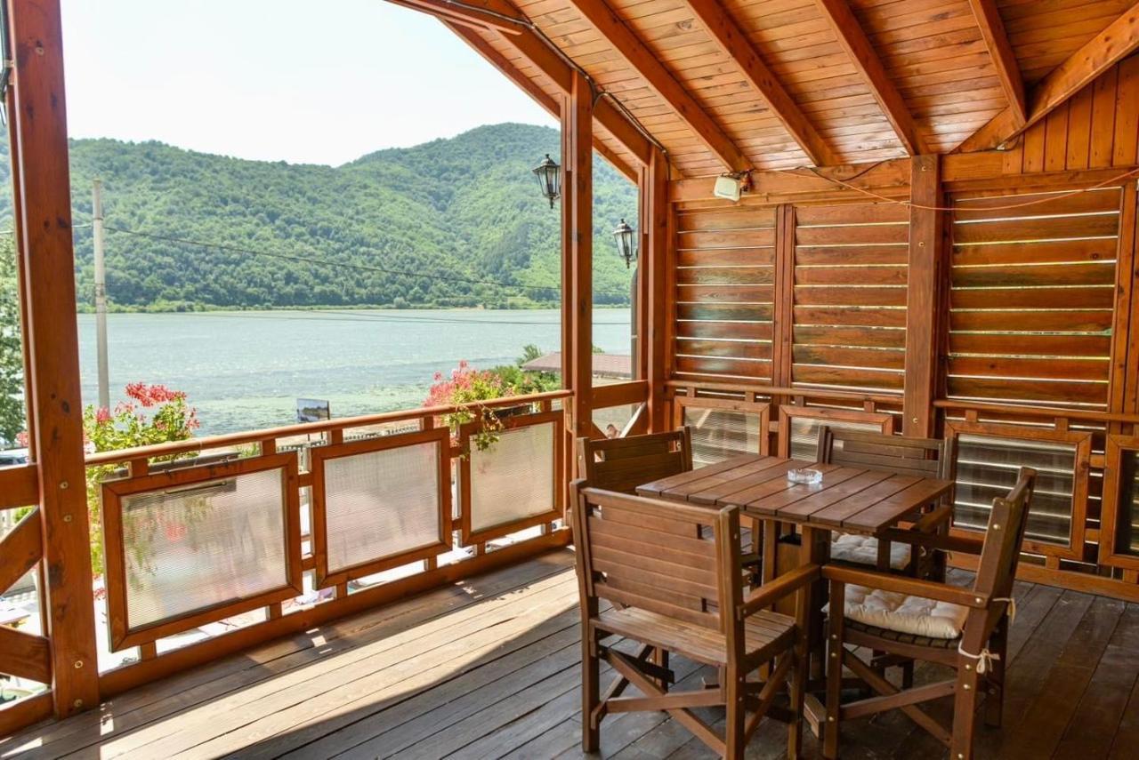 Pensiunea Deian-Clisura Dunarii Moldova Noua Extérieur photo